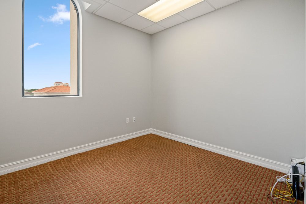 Ponce Tower Office - 510: 1805 Ponce de Leon Blvd, Coral Gables, FL 33134